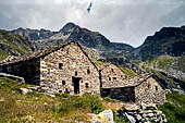 Architettura alpina in alta Val Vogna, Valsesia. 